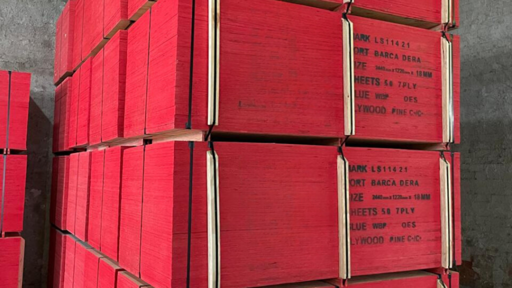 Pine Plywood OES